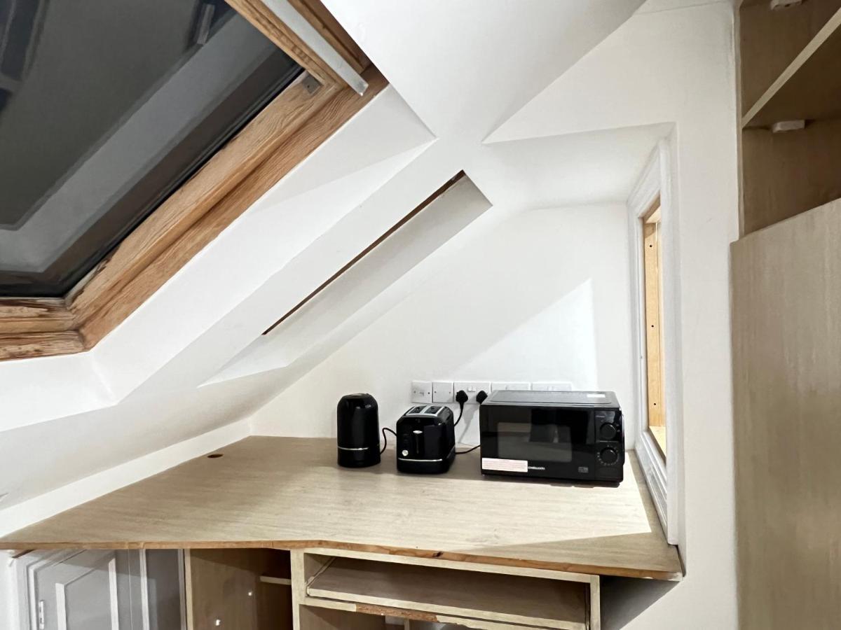 Stayeasy En-Suite Londra Esterno foto